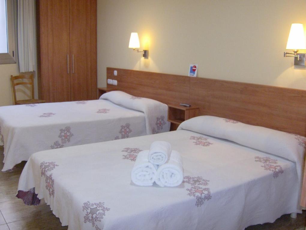 Hostal Sant Sadurni Sant Sadurni d'Anoia Phòng bức ảnh