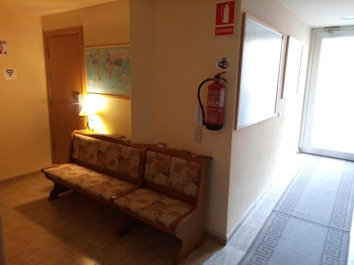 Hostal Sant Sadurni Sant Sadurni d'Anoia Ngoại thất bức ảnh