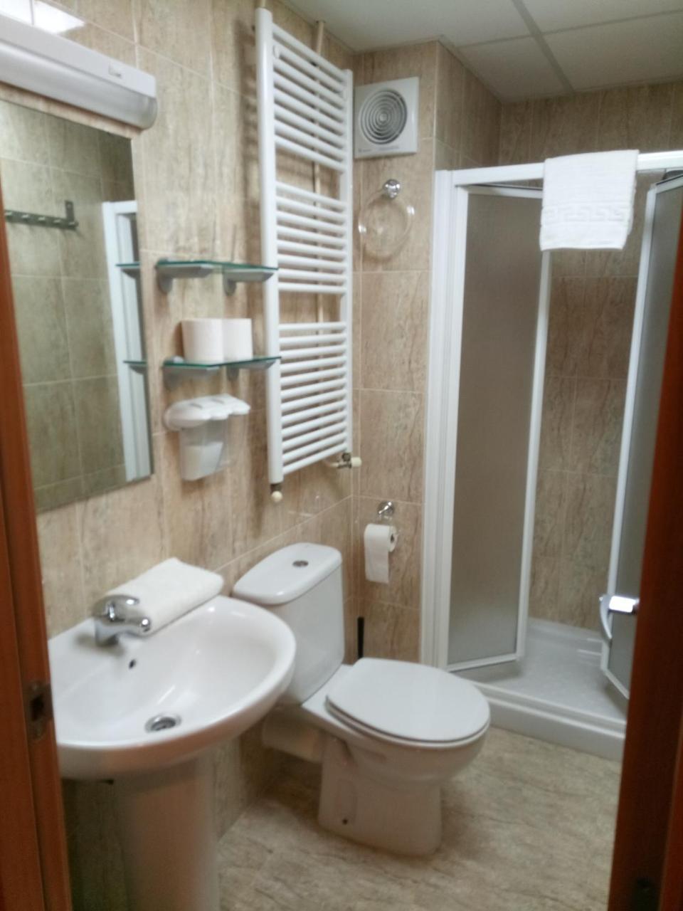 Hostal Sant Sadurni Sant Sadurni d'Anoia Phòng bức ảnh